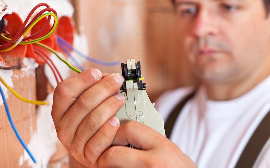 électricien de maintenance Ablon-sur-Seine