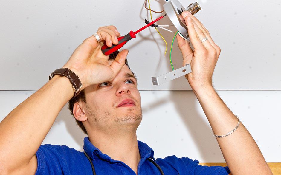 électricien à domicile Le Pecq